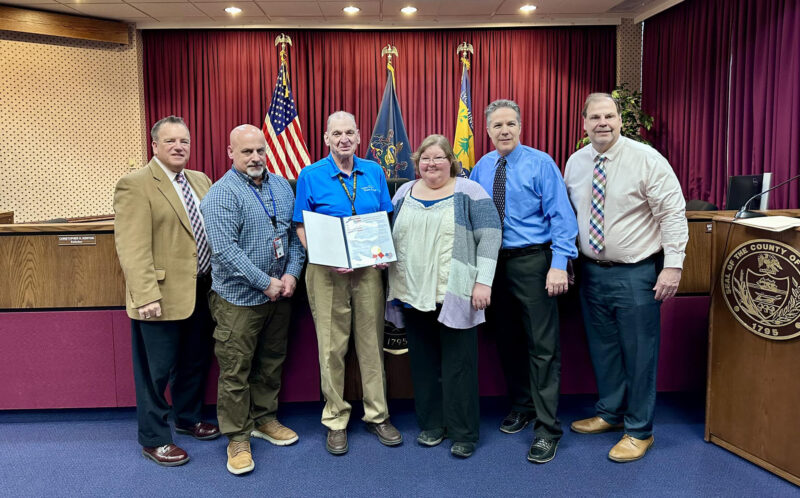 Vietnam Veterans honored at commissioners' meeting | News, Sports, Jobs - Vimarsana News